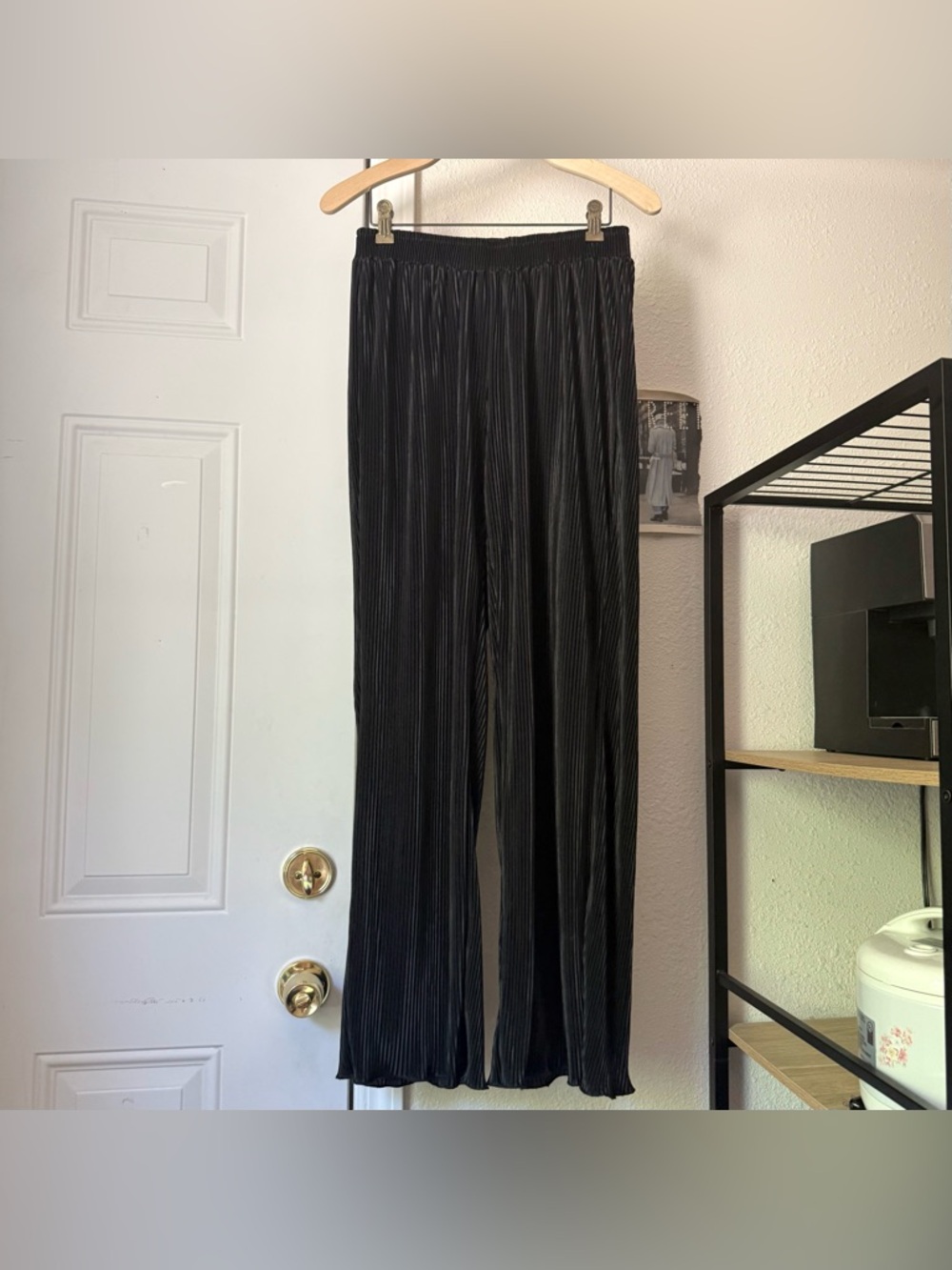 WAVERLES black pleated recycled poly straight leg pull on pants‎